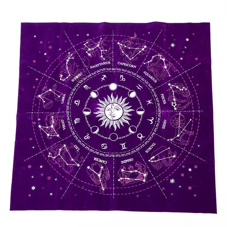 Mystical Tarot Tablecloth & Velvet Cloth Pad - Sacred Divination Mat with Non-Woven Patterns