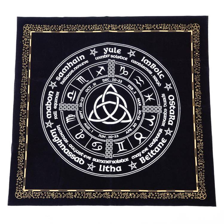 Mystical Tarot Tablecloth & Velvet Cloth Pad - Sacred Divination Mat with Non-Woven Patterns